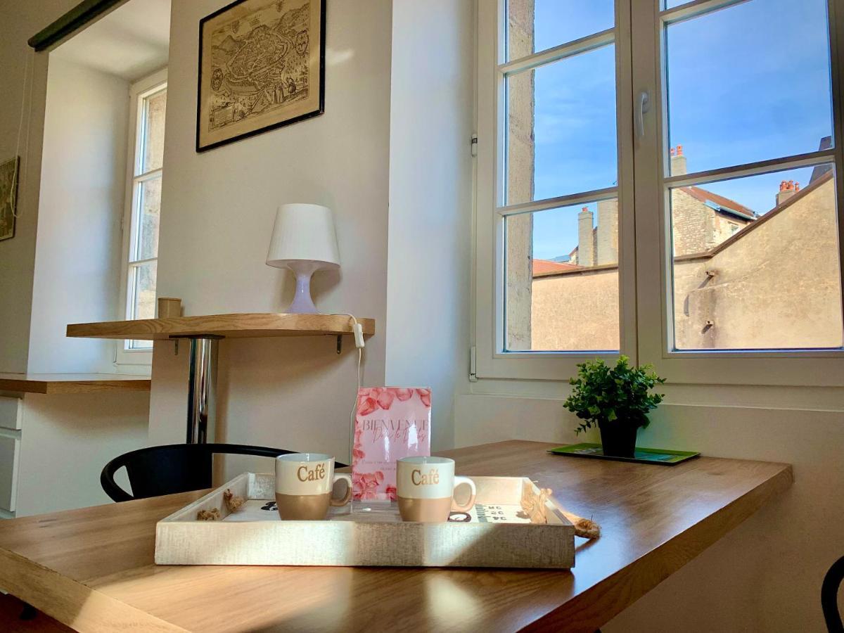 Les Fabuleux Appartements Du Coeur De Ville - Place Victor Hugo Besancon Luaran gambar