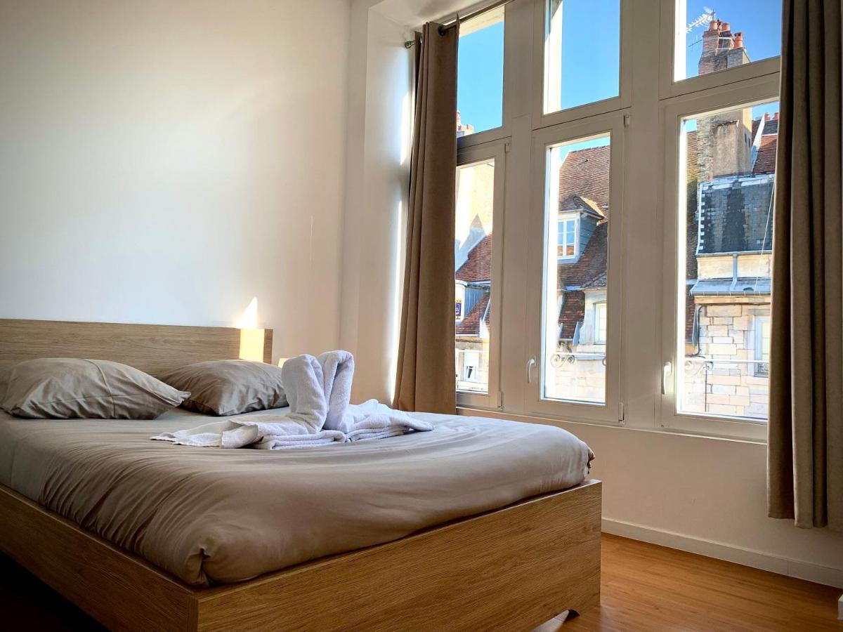 Les Fabuleux Appartements Du Coeur De Ville - Place Victor Hugo Besancon Luaran gambar